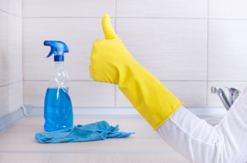 Local one-off cleaning for flats and houses in Earlscourt